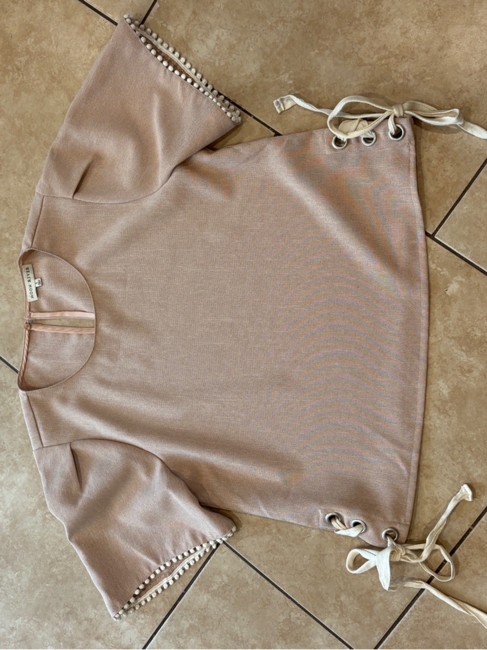 Blush Pink Boho Lace-Up Sleeve Top Small